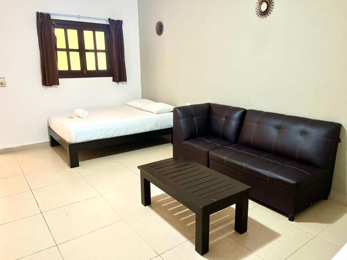 We Playa Hotel Плая-дель-Кармен Экстерьер фото