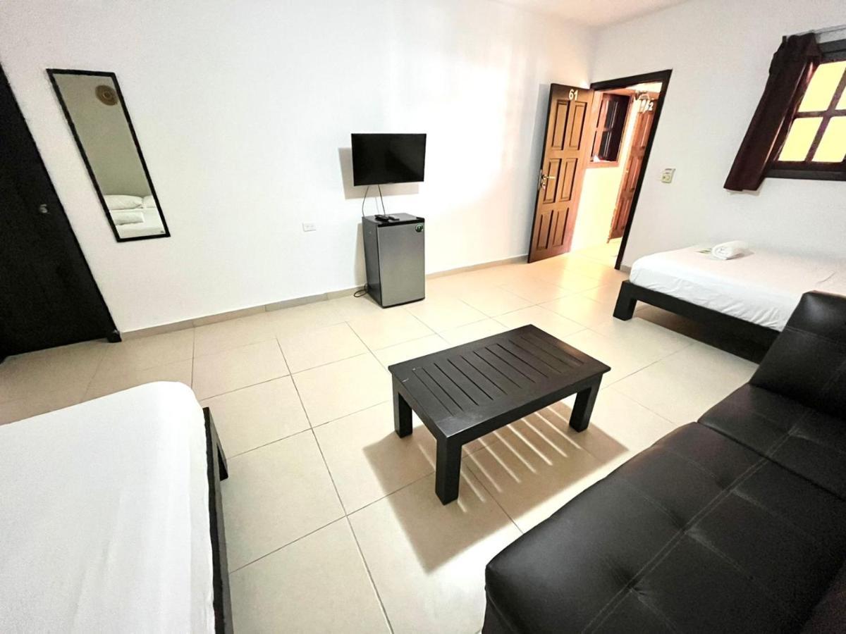 We Playa Hotel Плая-дель-Кармен Экстерьер фото