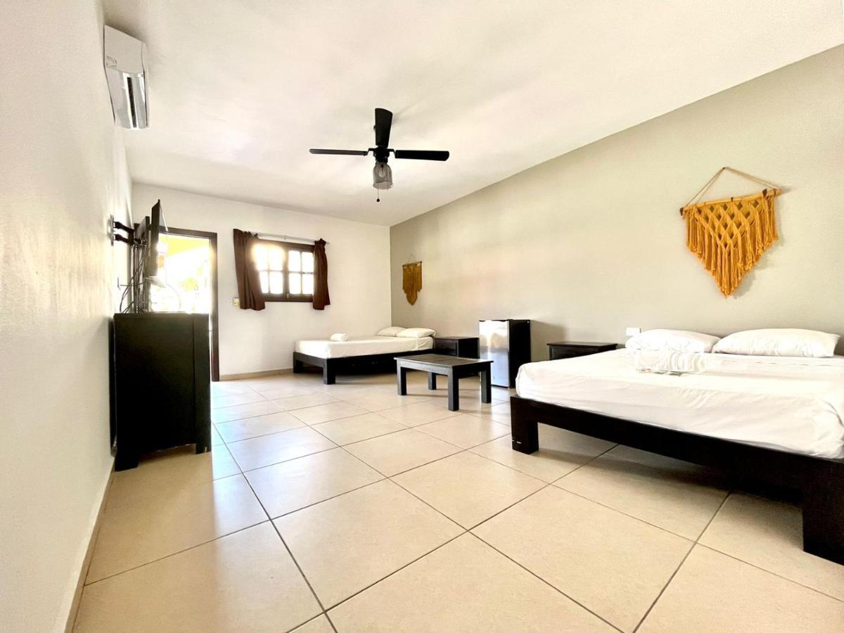 We Playa Hotel Плая-дель-Кармен Экстерьер фото