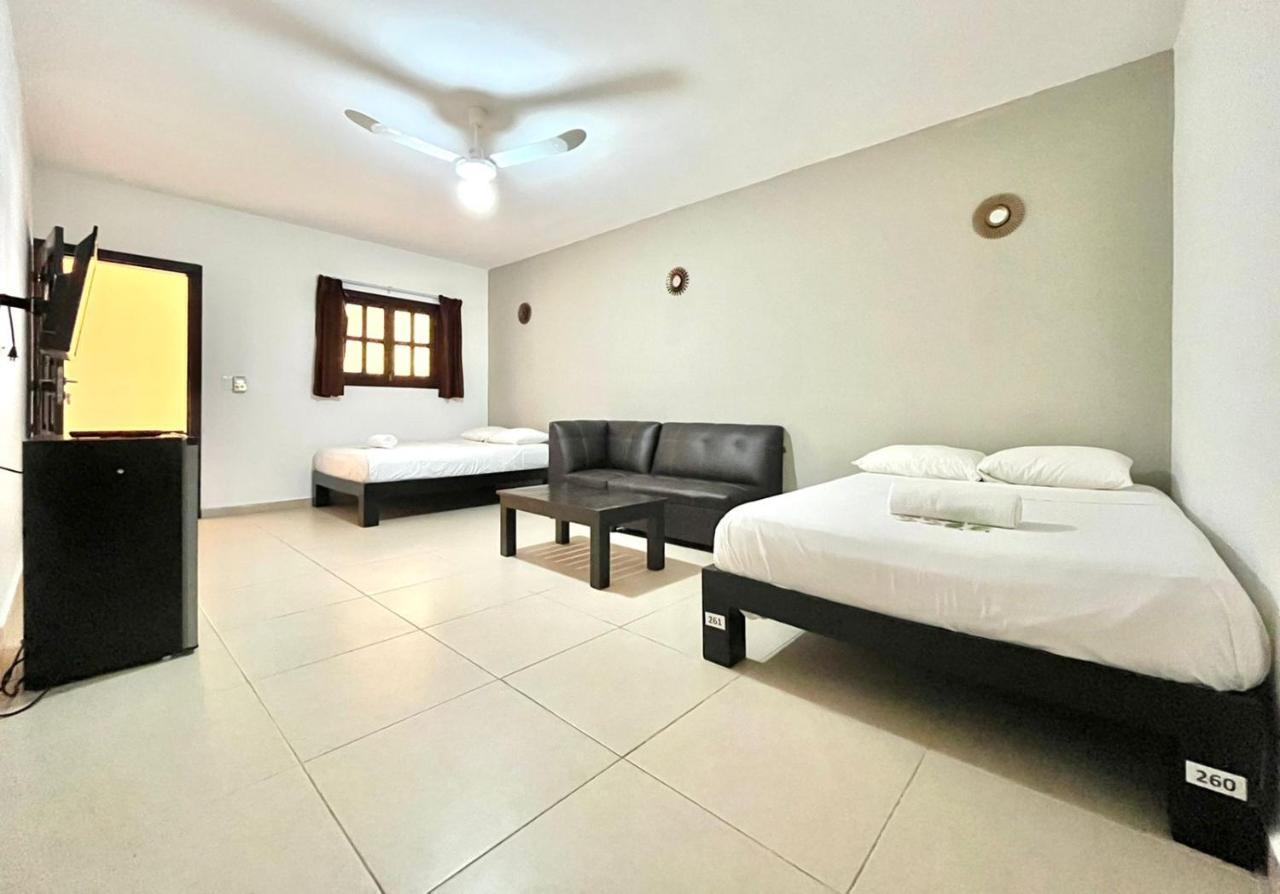 We Playa Hotel Плая-дель-Кармен Экстерьер фото