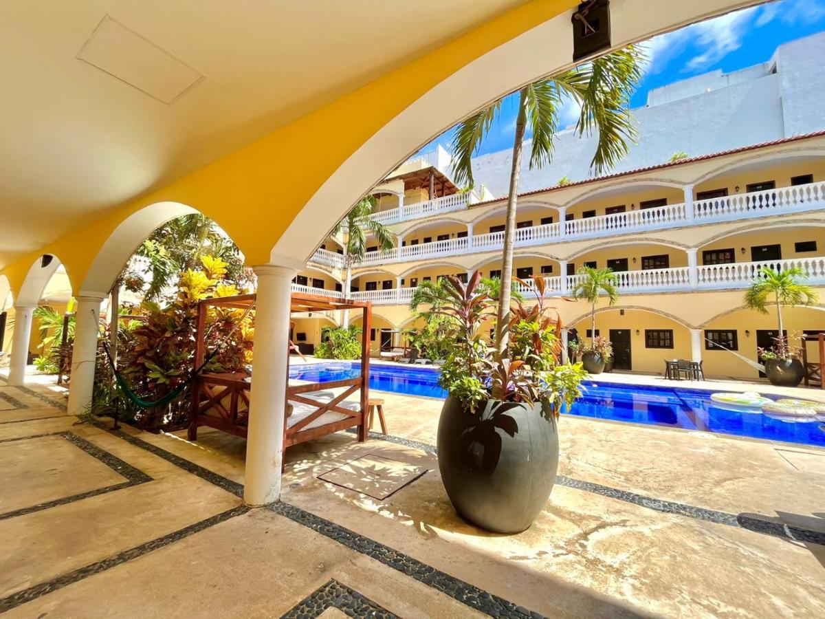 We Playa Hotel Плая-дель-Кармен Экстерьер фото