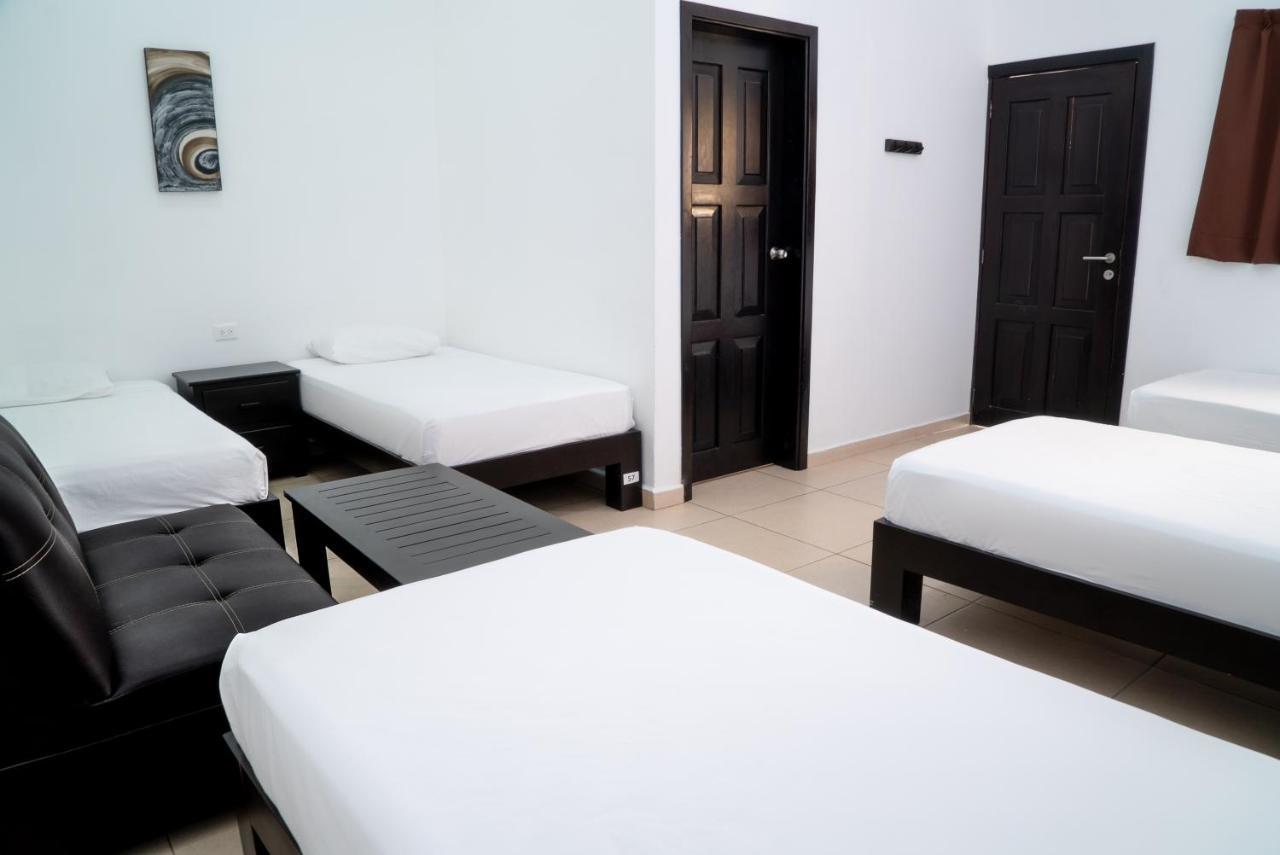 We Playa Hotel Плая-дель-Кармен Экстерьер фото